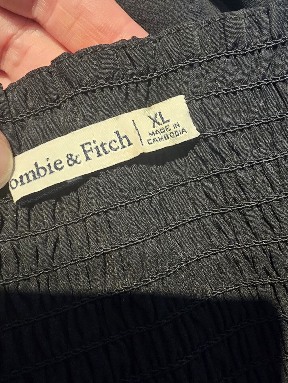 Abercrombie & Fitch Bra-Free Lace-Trim Button-Through Mini Dress | Black | XL - Picture 5 of 10